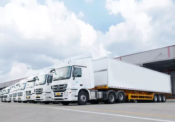 Logistics vehicle intelligent hardware solution
